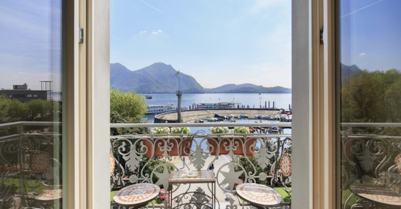Vista sul lago dal balcone