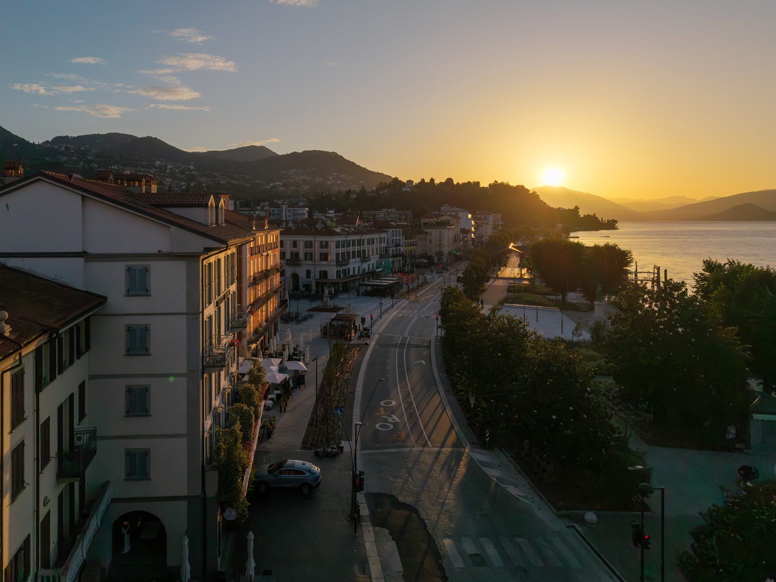 Hotel Ancora, esterno · Intra dal drone