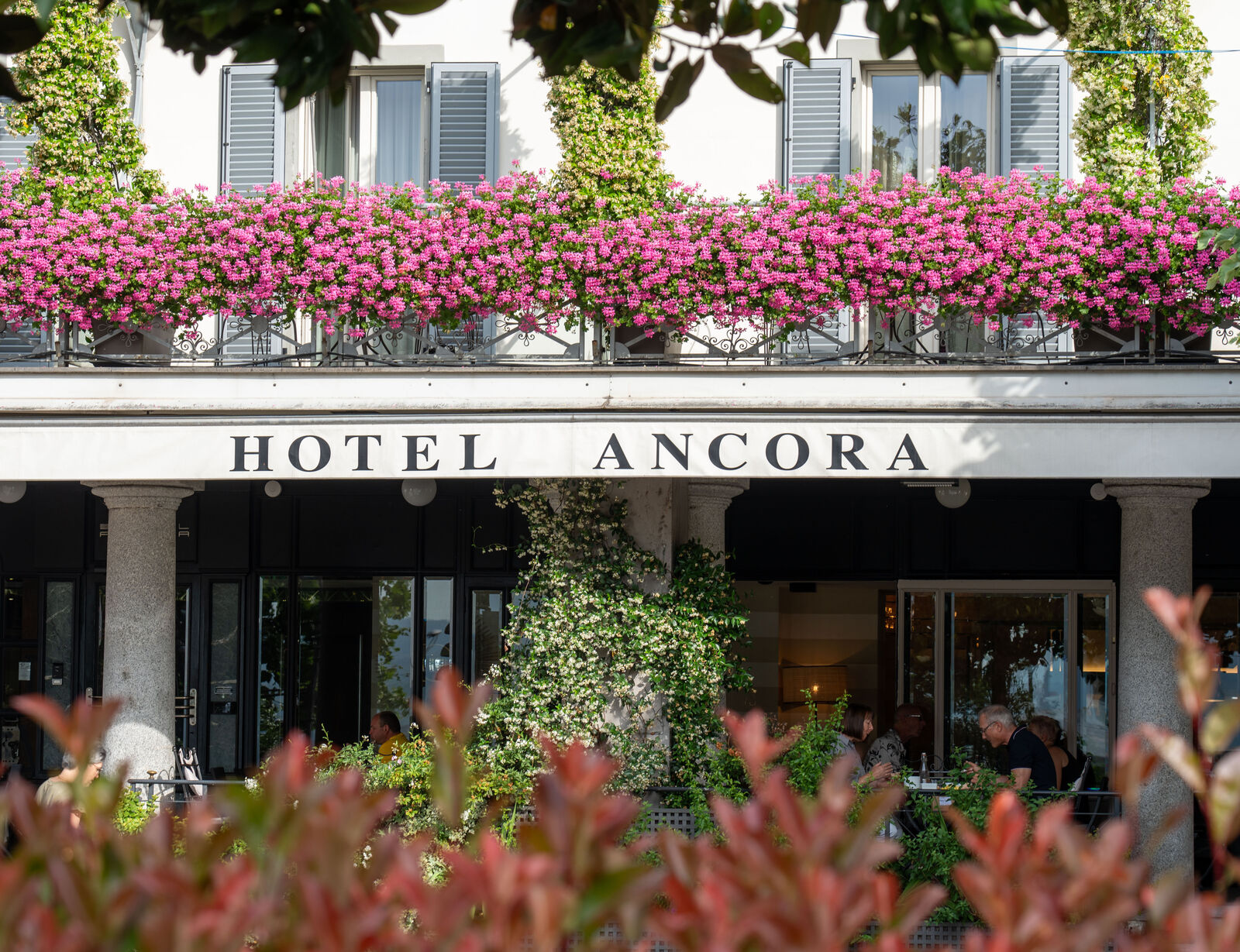 Hotel Ancora, esterno · L’ingresso