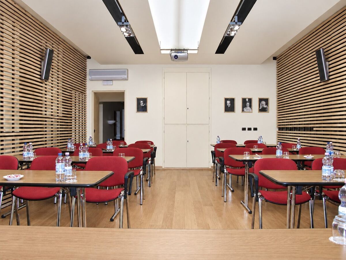 Sala Contesté
