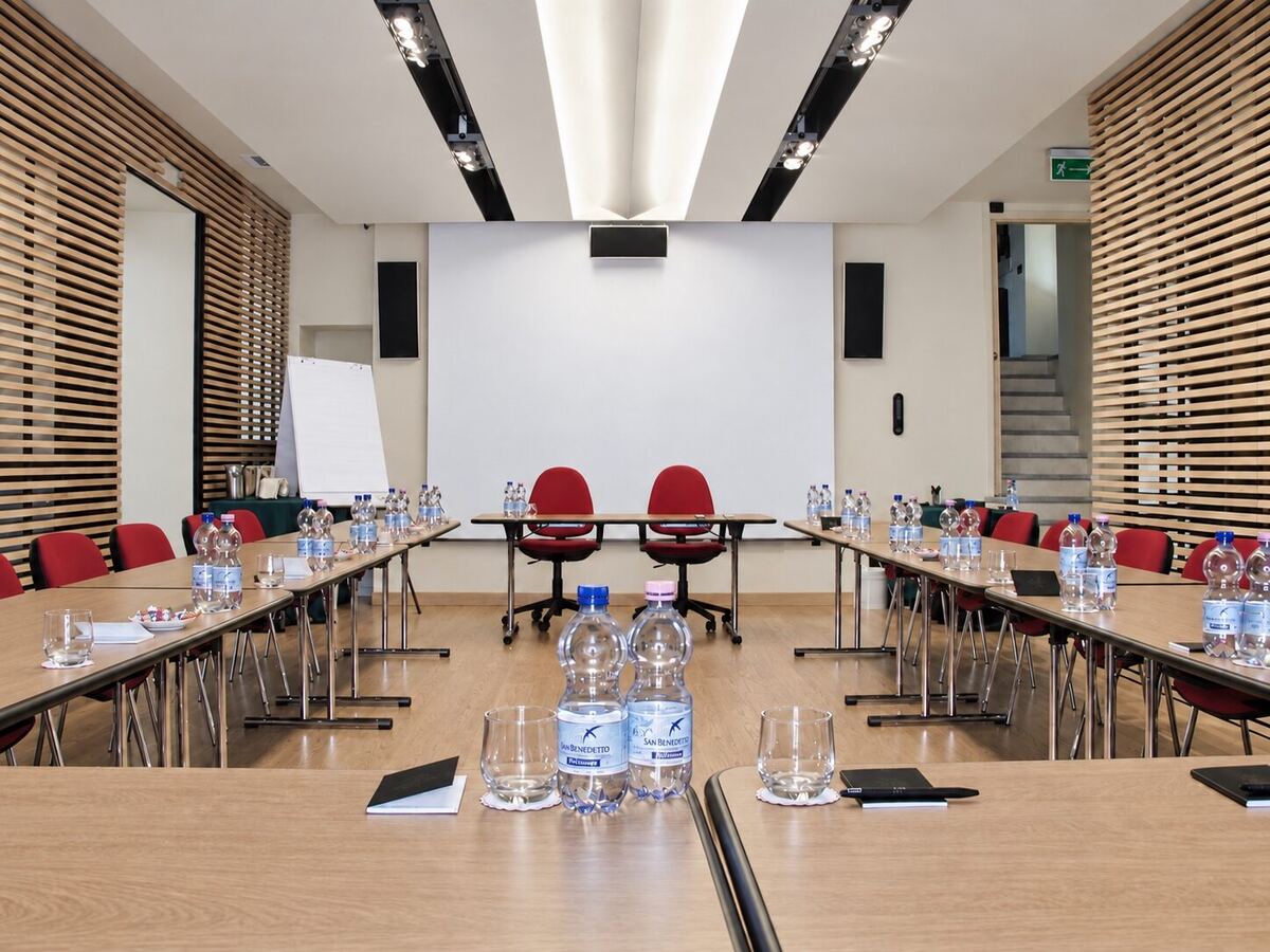 Sala Contesté