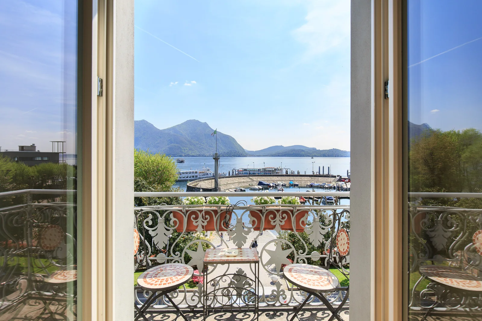 Il lago a pochi passi dall’hotel
