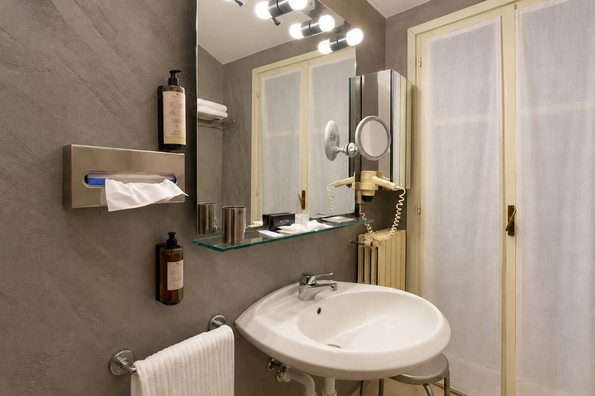Appartamento 106, il bagno